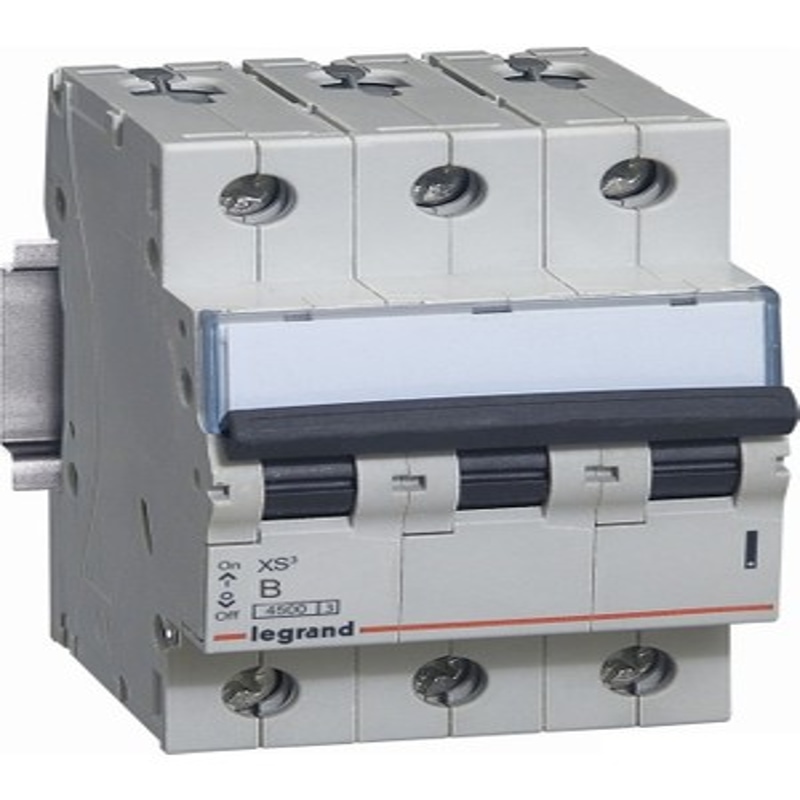 Circuit breaker LEGRAND XS3 3K B32 4.5KA